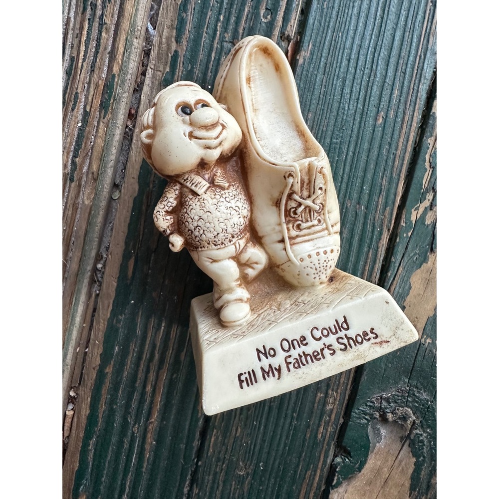 Vintage 1977 Russ Berrie Figurine No One Could Fill My Fathers Shoes 9245 USA